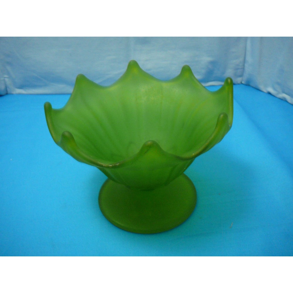 Vtg Westmorland Green Satin Glass Compote Lotus Flower Patten